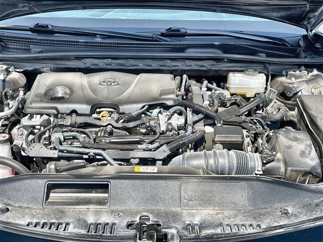2022 Toyota Camry Hybrid SE Nightshade