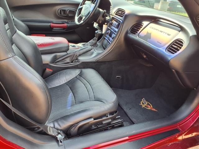 2001 Chevrolet Corvette Base