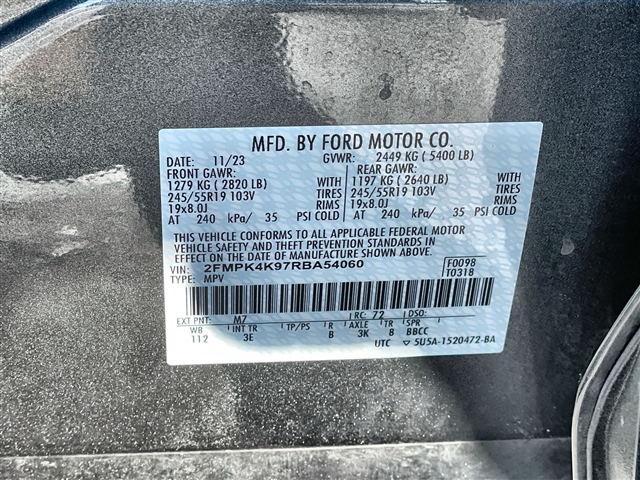 2024 Ford Edge Titanium