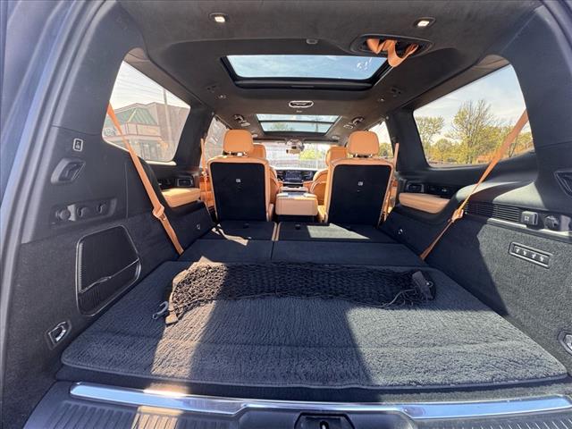 2022 Jeep Grand Wagoneer Series III