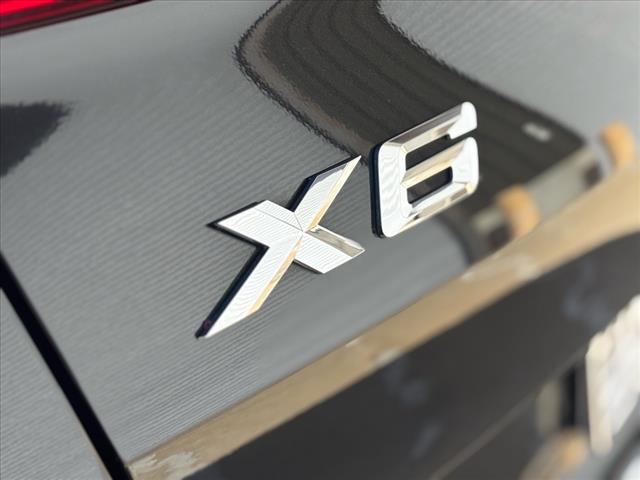 2023 BMW X6 xDrive40i