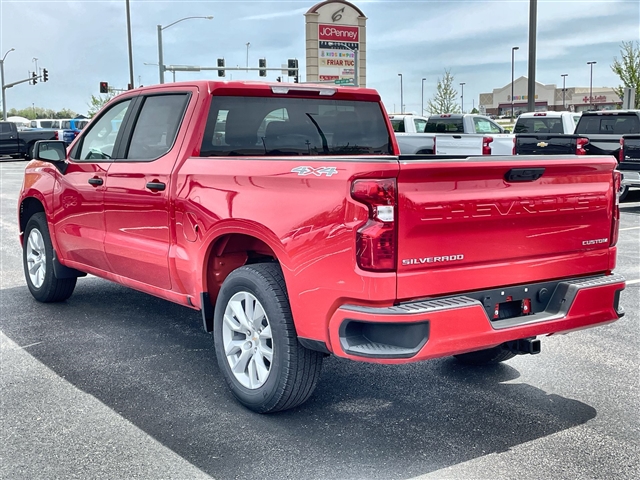 2025 Chevrolet Silverado 1500 Custom