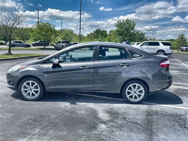 2016 Ford Fiesta SE