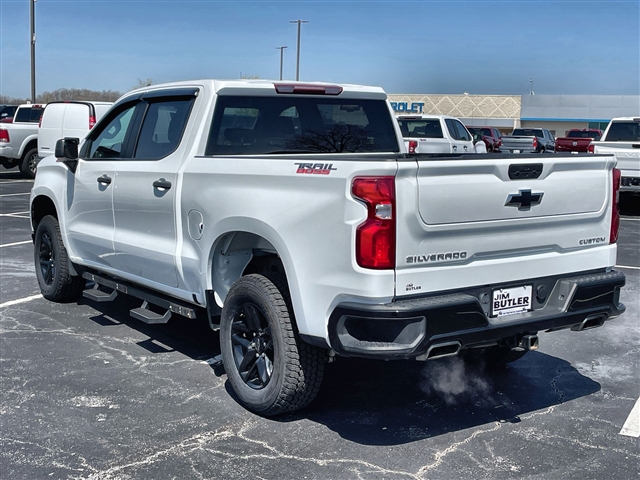 2021 Chevrolet Silverado 1500 Custom Trail Boss