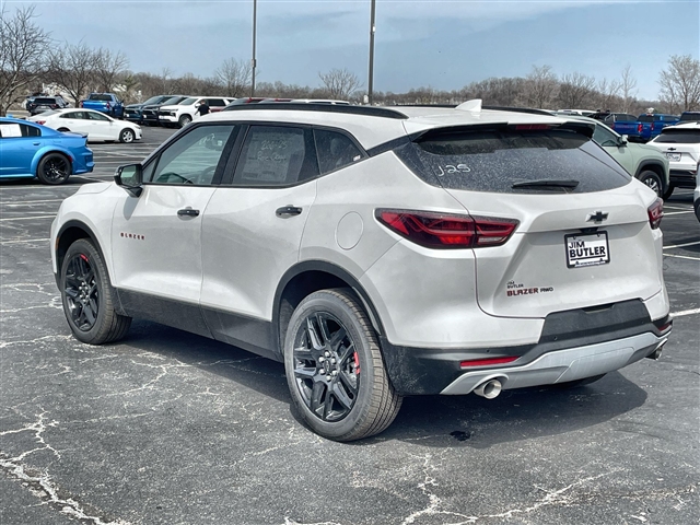 2025 Chevrolet Blazer LT