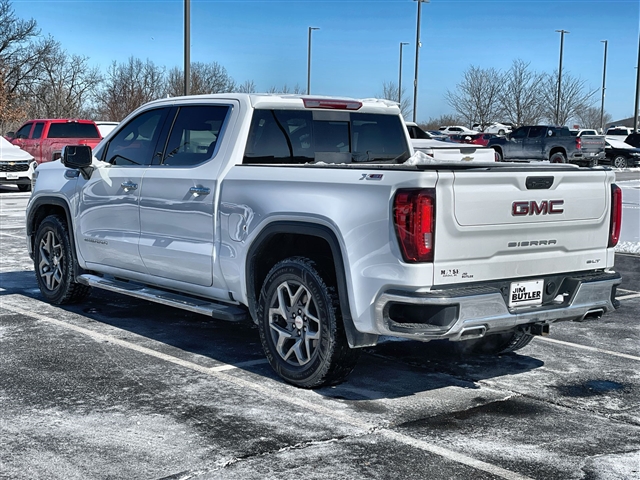 2023 GMC Sierra 1500 SLT