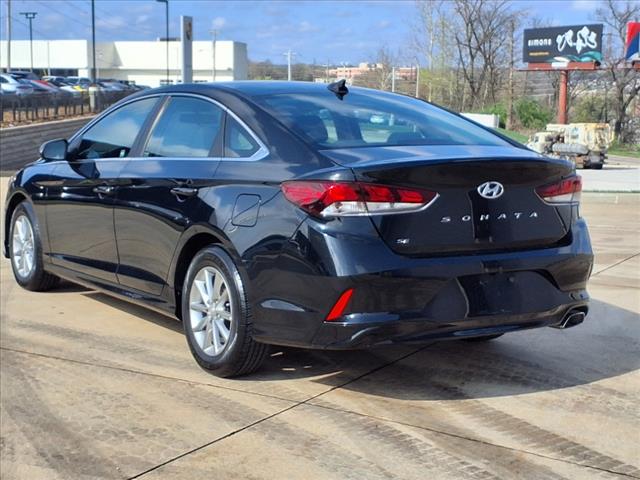 2018 Hyundai SONATA SE