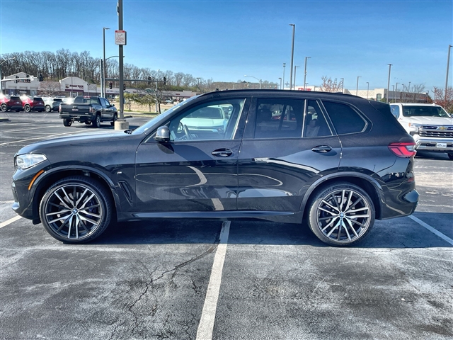 2020 BMW X5 M50i xDrive