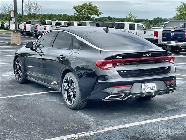 2023 Kia K5 GT-Line