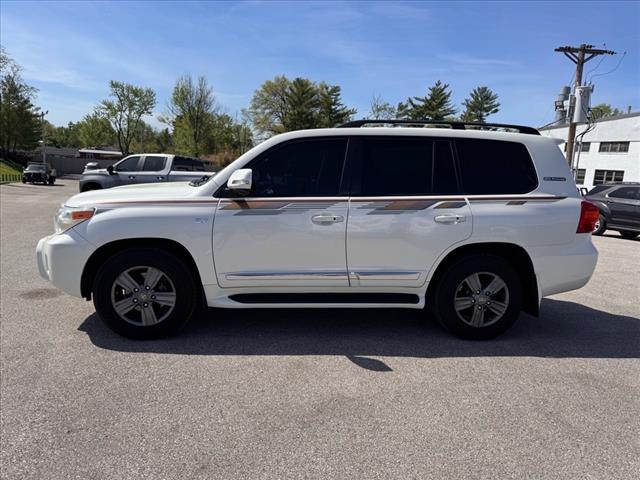 2013 Toyota Land Cruiser Base