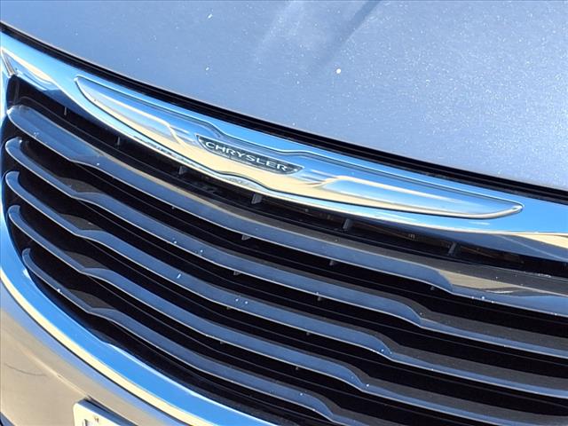 2015 Chrysler Town and Country S