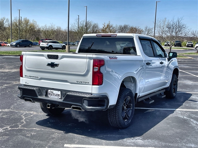 2021 Chevrolet Silverado 1500 Custom Trail Boss