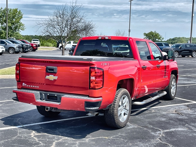 2018 Chevrolet Silverado 1500 Custom