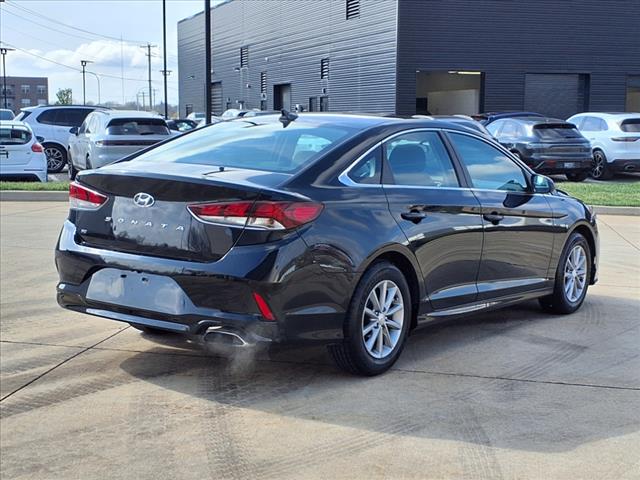 2018 Hyundai SONATA SE