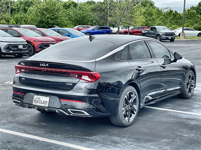 2023 Kia K5 GT-Line