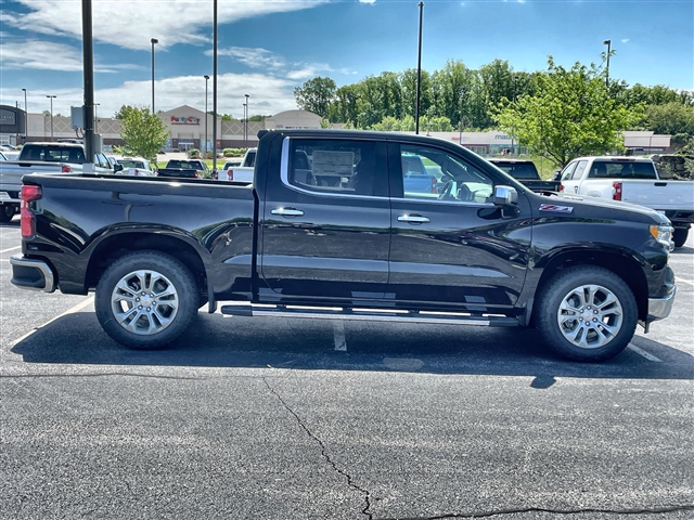 2025 Chevrolet Silverado 1500 LTZ