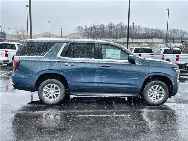 2025 Chevrolet Tahoe LS