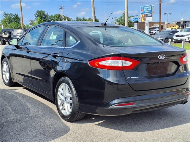 2016 Ford Fusion SE