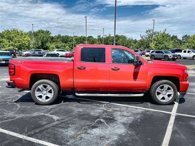 2018 Chevrolet Silverado 1500 Custom
