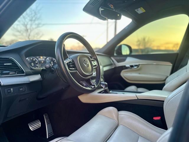 2020 Volvo XC90 T6 R-Design