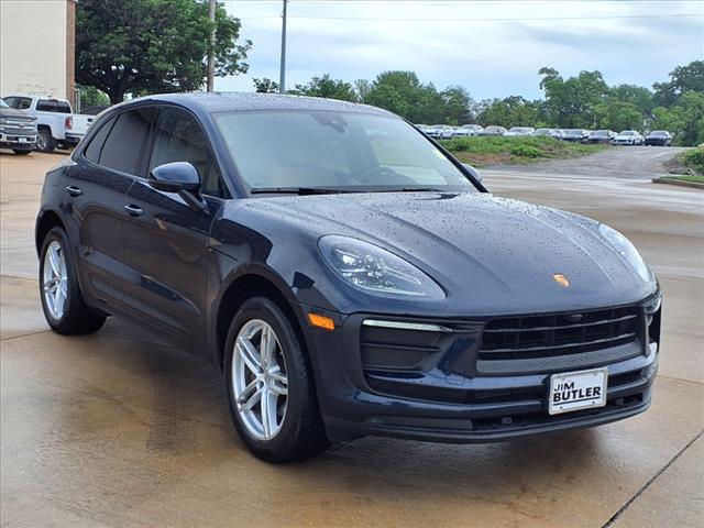 2022 Porsche Macan Base