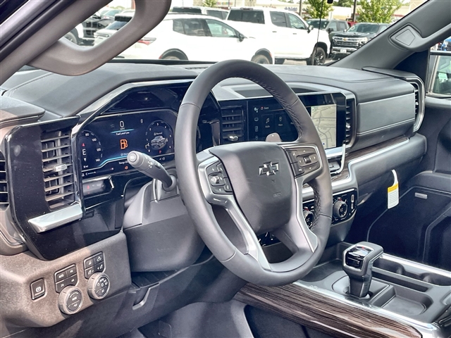 2025 Chevrolet Silverado 1500 RST