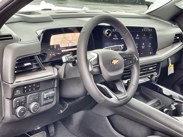 2025 Chevrolet Tahoe LS