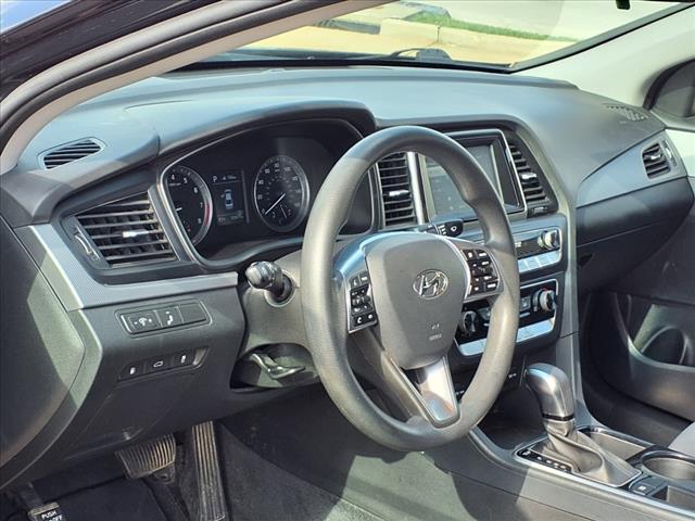 2018 Hyundai SONATA SE