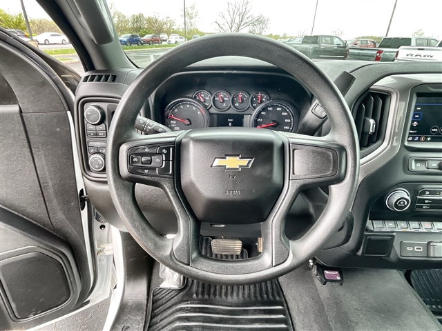 2023 Chevrolet Silverado 1500 Custom