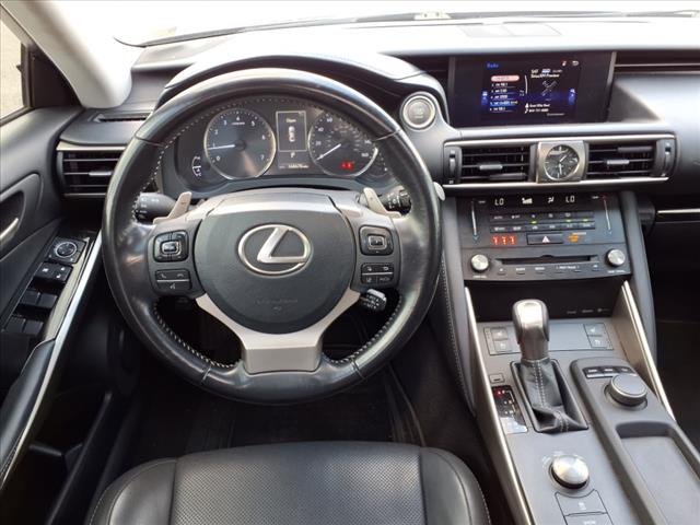 2017 Lexus IS 200t 