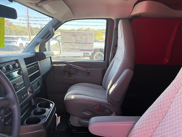 2025 Chevrolet Express 