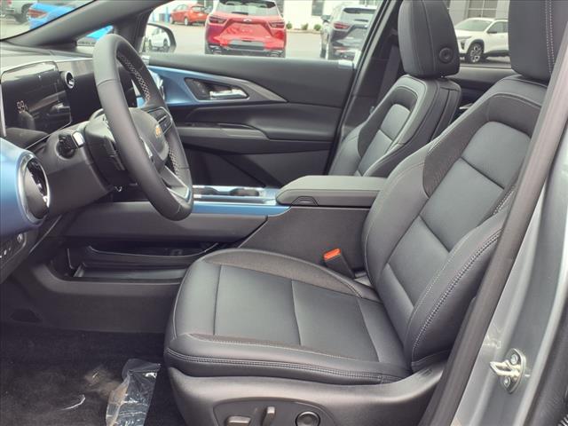 2025 Chevrolet Equinox EV LT2