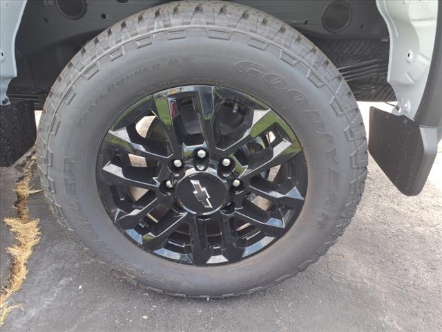 2025 Chevrolet Silverado 2500HD Custom