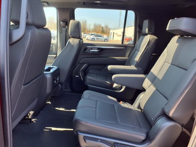 2025 Chevrolet Suburban RST