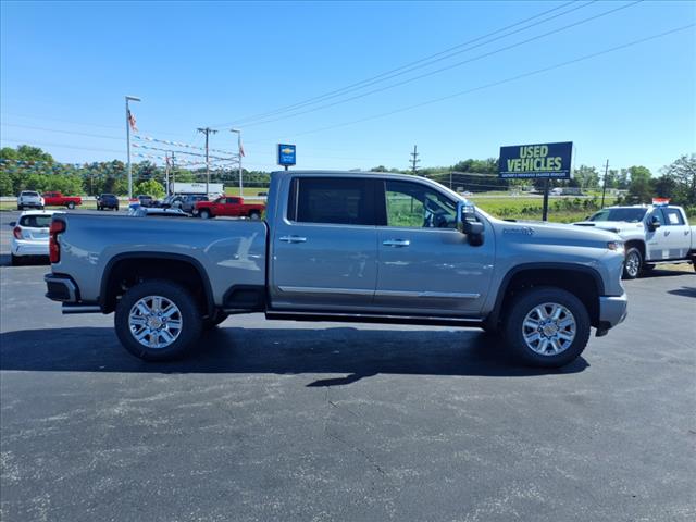 2025 Chevrolet Silverado 3500HD High Country