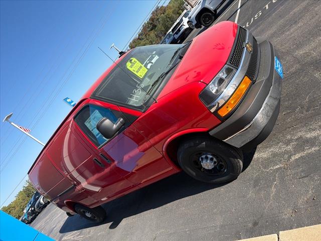 2025 Chevrolet Express 