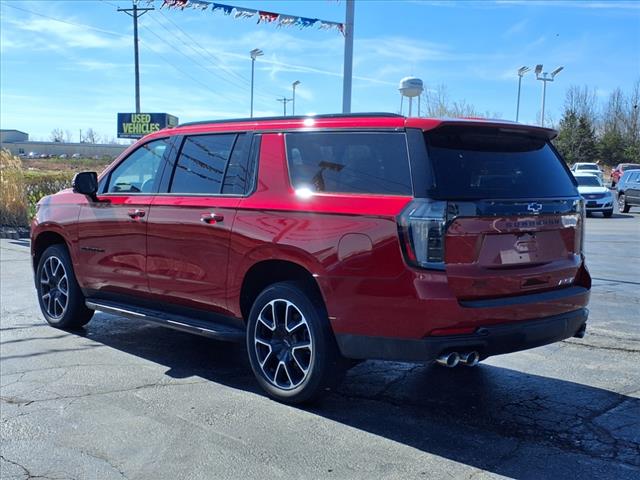 2025 Chevrolet Suburban RST