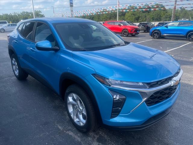 2025 Chevrolet Trax LS