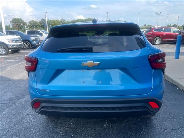 2025 Chevrolet Trax LS