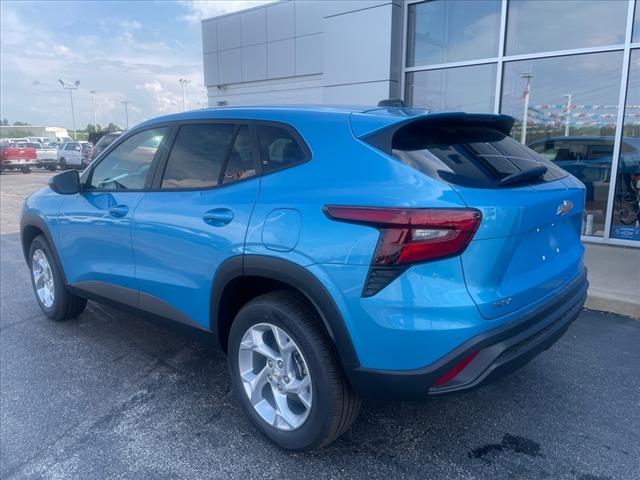 2025 Chevrolet Trax LS