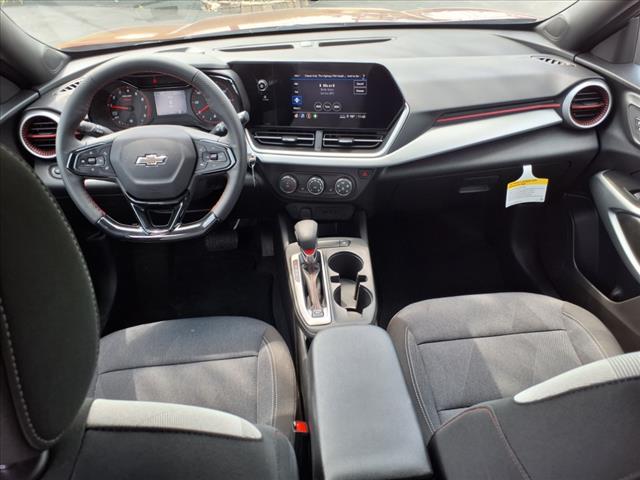 2025 Chevrolet Trax RS