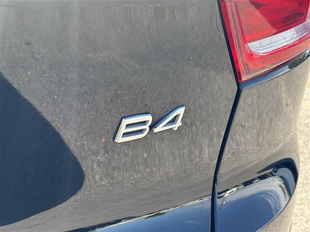 2023 Volvo XC40 Ultimate