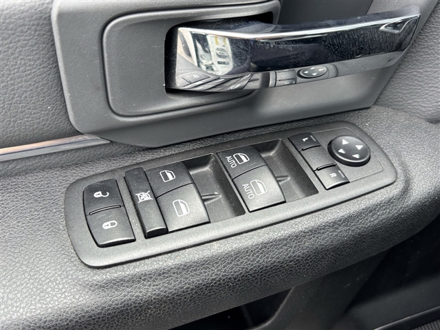 2023 RAM 1500 Classic SLT
