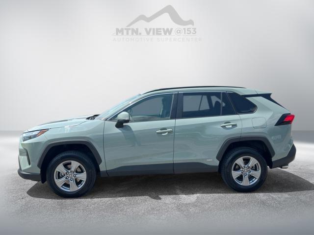 2022 Toyota RAV4 Hybrid XLE