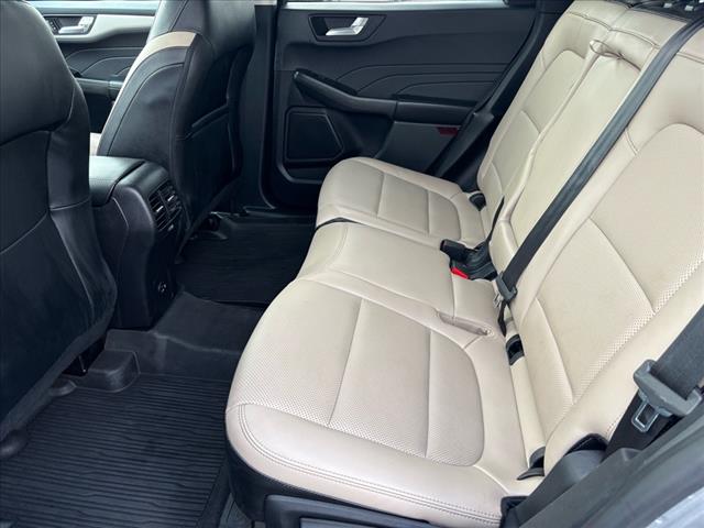 2022 Ford Escape Hybrid SEL