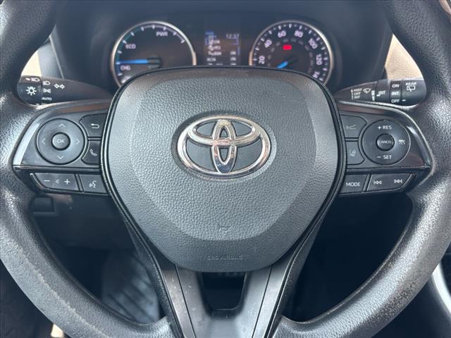 2022 Toyota RAV4 Hybrid XLE