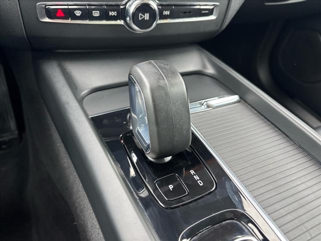 2023 Volvo XC60 B5 Core