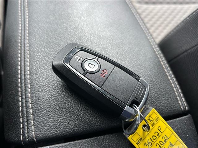 2021 Ford Escape Hybrid SE