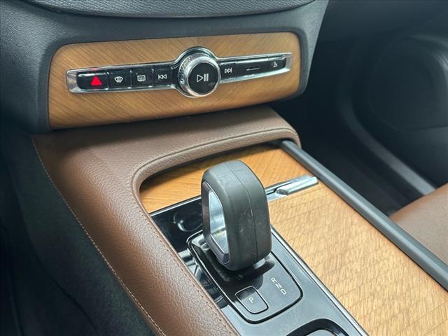 2022 Volvo XC90 Recharge T8 Inscription Expression 7 Passenger