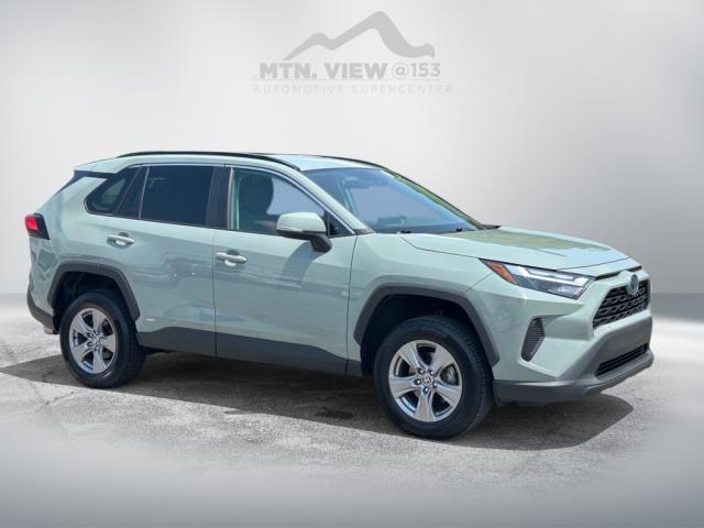 2022 Toyota RAV4 Hybrid XLE